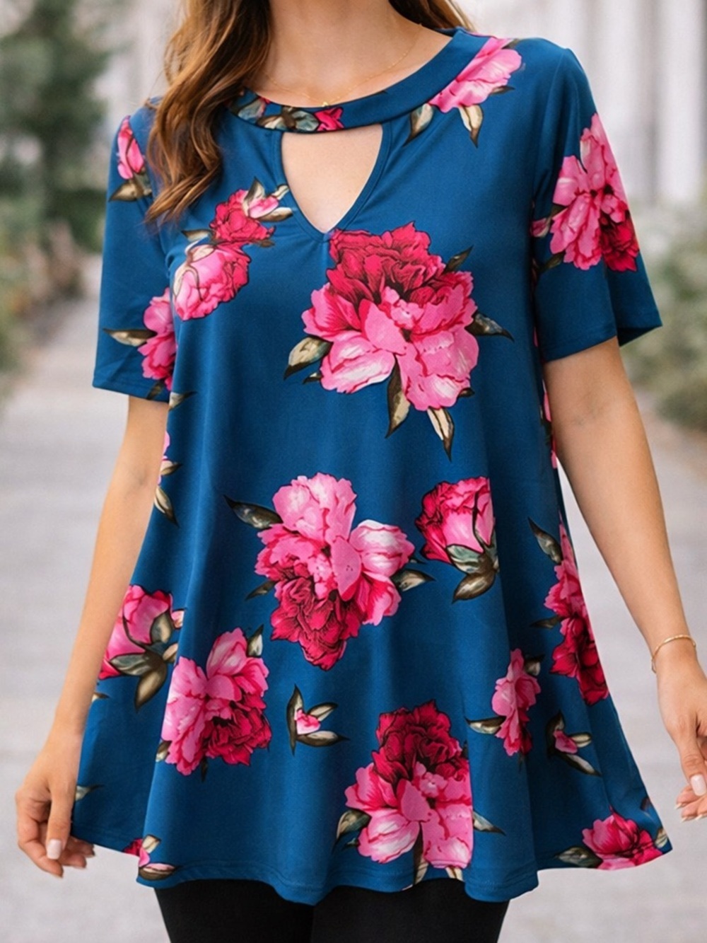 Agnes & Dora Swing Tee Blouse Cutout Neckline Teal Blue Pink Floral NWT Size L